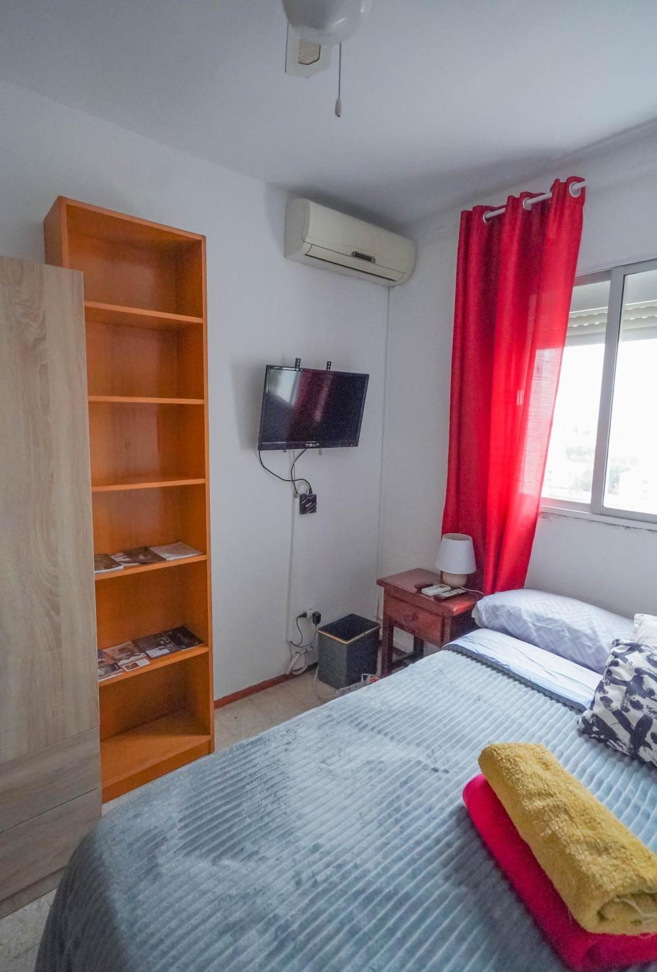 Habitaciones Privadas Con Cama Doble En Sevilla Dış mekan fotoğraf